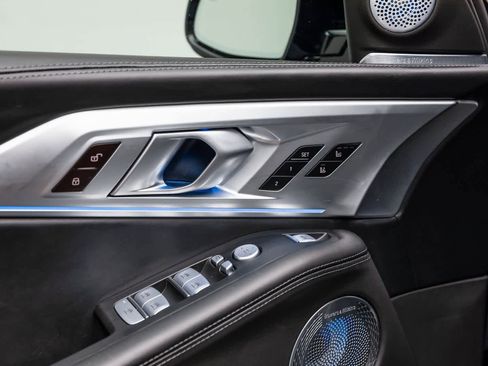 Used 2024 BMW XM image 29