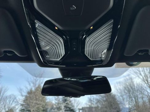 Certified 2023 BMW 330i xDrive 330i xDrive w/ Premium Package image 39