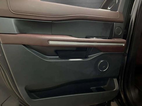 Used 2024 Ford Expedition Max Limited image 59