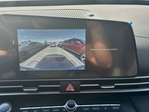 New 2026 Hyundai Elantra Limited FWD image 11