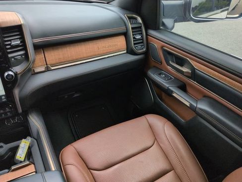 Used 2022 RAM 1500 Limited AWD/4WD image 16