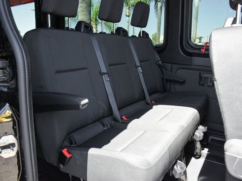 Used 2021 Mercedes-Benz Sprinter 2500 image 15