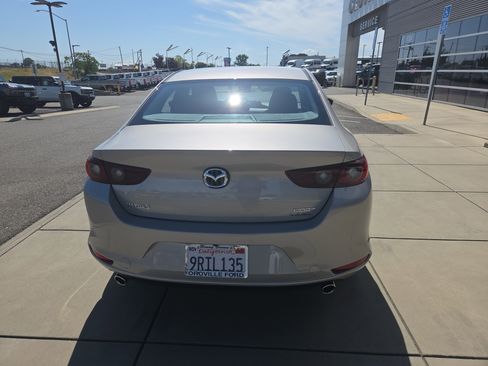 Used 2025 MAZDA MAZDA3 s FWD image 4