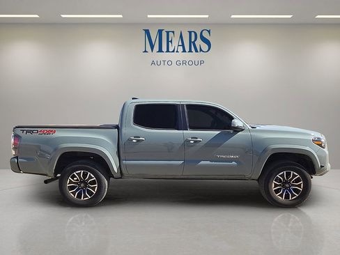 Used 2023 Toyota Tacoma TRD Sport image 6