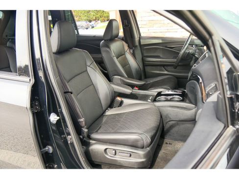 Used 2023 Honda Passport Elite image 15