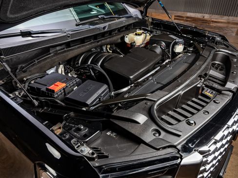 Used 2021 GMC Yukon Denali w/ Denali Premium Package image 41