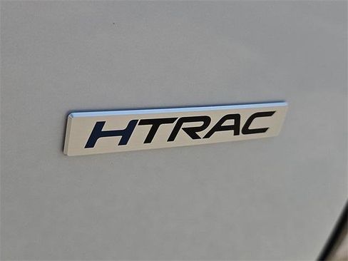 New 2026 Hyundai Ioniq 9 Calligraphy image 8