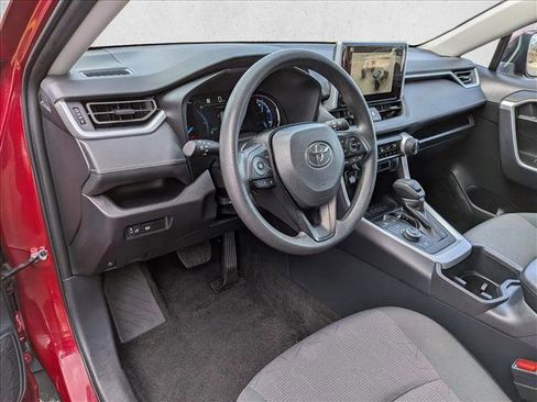 Certified 2025 Toyota RAV4 XLE image 10