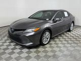 Used 2019 Toyota Camry XLE image 2