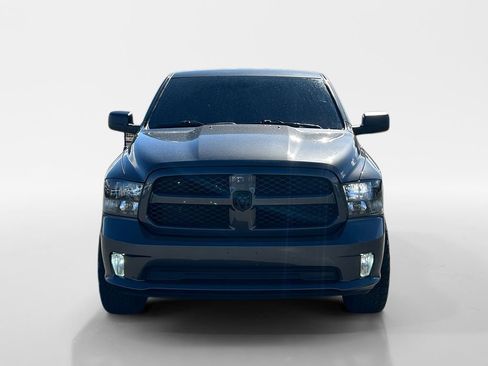 Used 2019 RAM 1500 Express w/ Express Value Package image 10