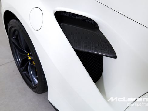 Used 2018 Ferrari 488 Spider RWD image 30