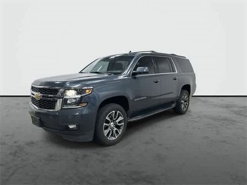 Used 2019 Chevrolet Suburban LT image 8