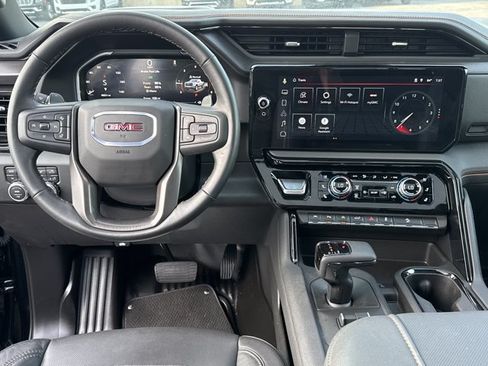 Used 2026 GMC Sierra 1500 AT4 w/ AT4 Premium Package AWD/4WD image 7