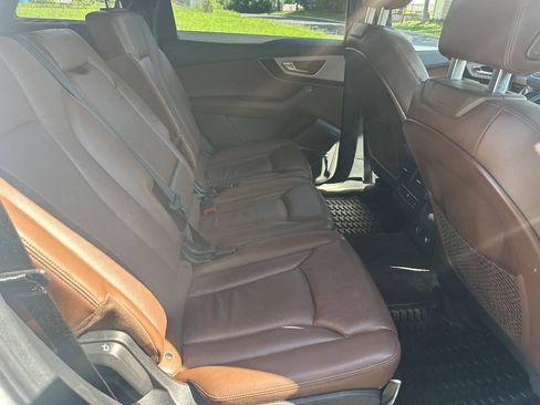 Used 2018 Audi Q7 2.0T Premium Plus AWD/4WD image 13