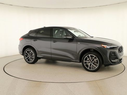 New 2026 Audi Q5 Premium Plus AWD/4WD image 9