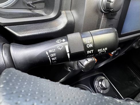 Used 2019 Toyota 4Runner SR5 AWD/4WD image 26