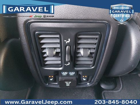 Used 2021 Jeep Grand Cherokee Limited w/ Luxury Group II AWD/4WD image 19