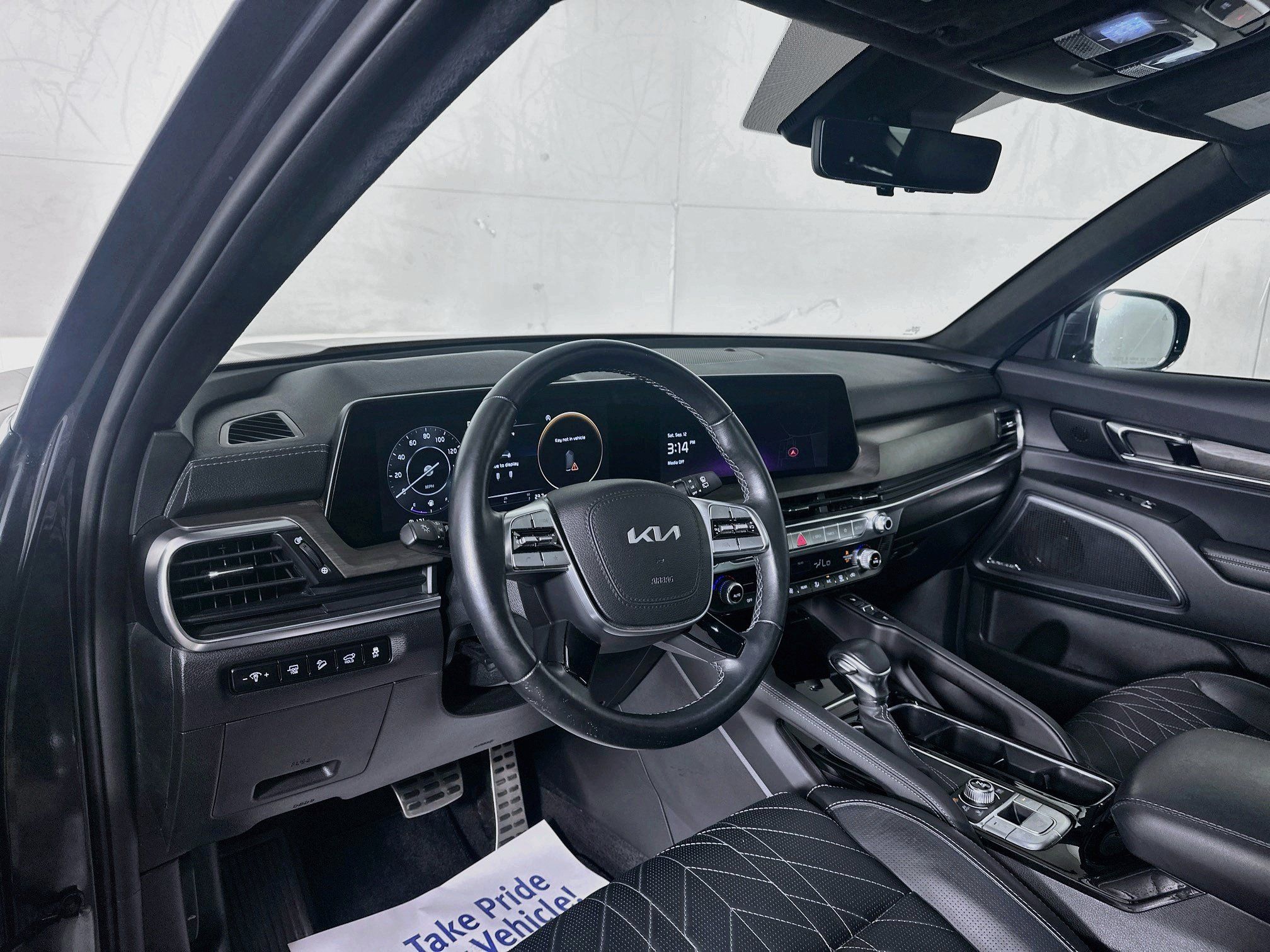 Certified 2024 Kia Telluride SX Prestige X-Line AWD/4WD image 9