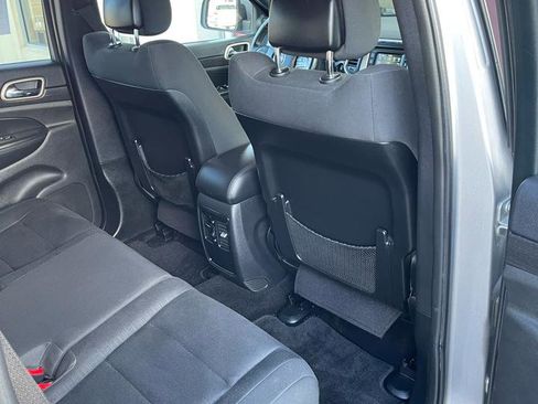 Used 2011 Jeep Grand Cherokee Laredo image 17