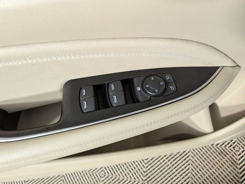 Used 2018 Buick Regal Preferred w/ Driver Confidence Package #1 image 14