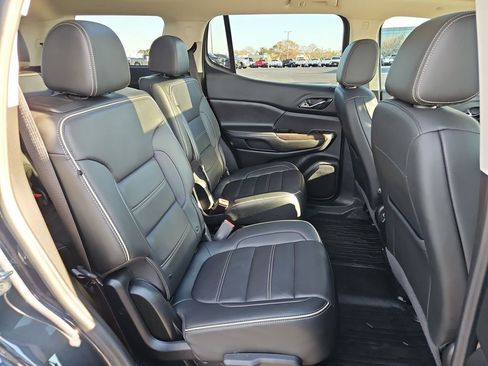 Used 2022 GMC Acadia Denali w/ Denali Ultimate Package image 34