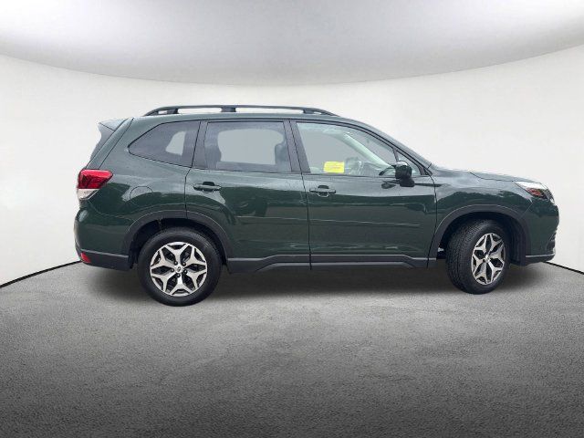 Certified 2023 Subaru Forester Premium AWD/4WD image 36