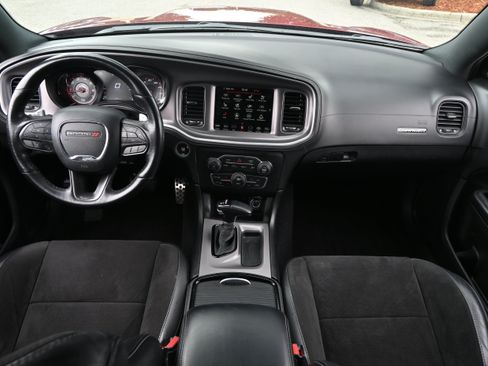 Used 2022 Dodge Charger R/T w/ Plus Group RWD image 30
