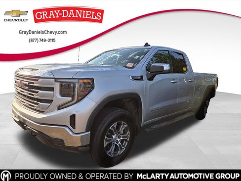 Used 2022 GMC Sierra 1500 SLE AWD/4WD image 1