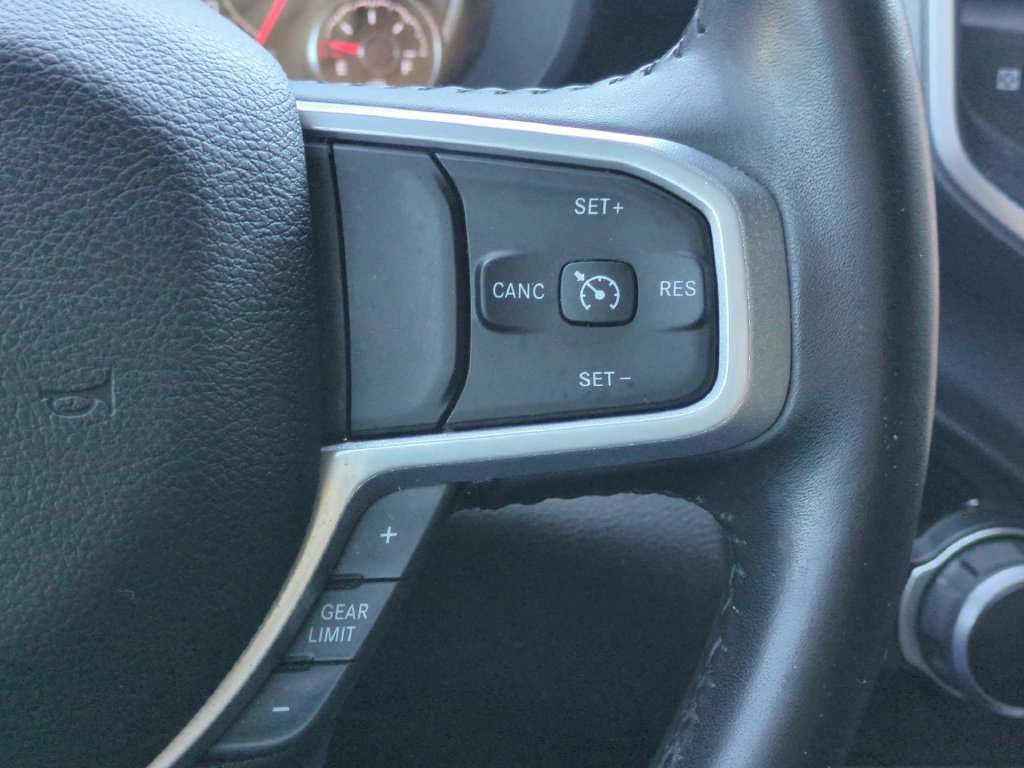 Used 2023 RAM 1500 Big Horn AWD/4WD image 30