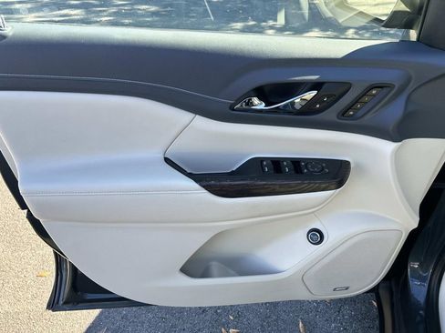 Used 2020 GMC Acadia Denali w/ LPO, Floor Liner Package image 25