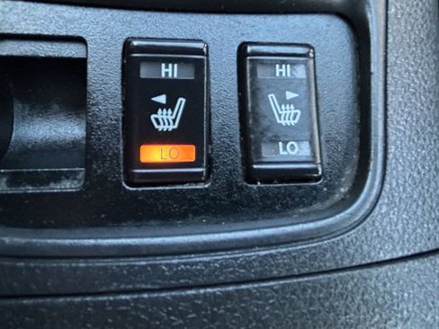 Used 2015 Nissan Sentra SR w/ Navigation Package FWD image 19