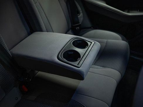 Used 2023 Subaru Outback Premium image 13