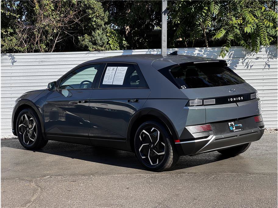 Used 2024 Hyundai Ioniq 5 SEL AWD/4WD image 3