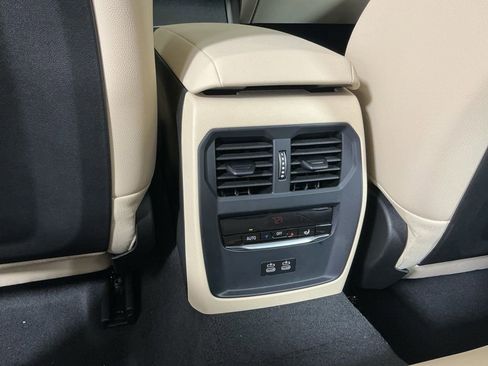 New 2026 BMW 330i Sedan w/ Premium Package image 25