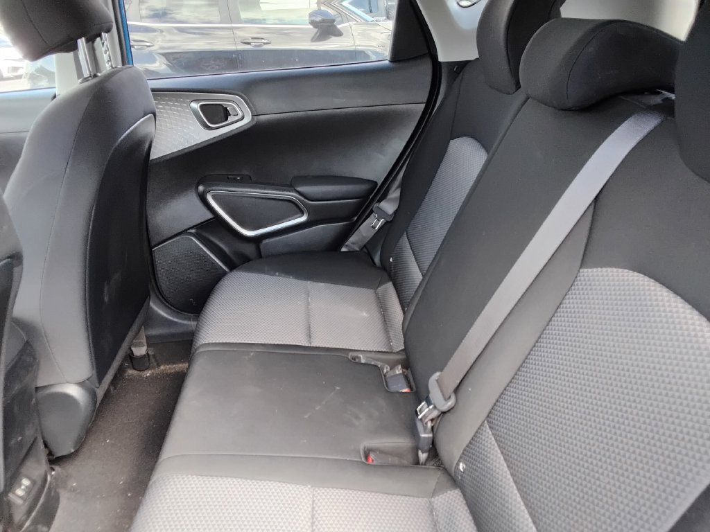 Used 2024 Kia Soul S FWD image 11
