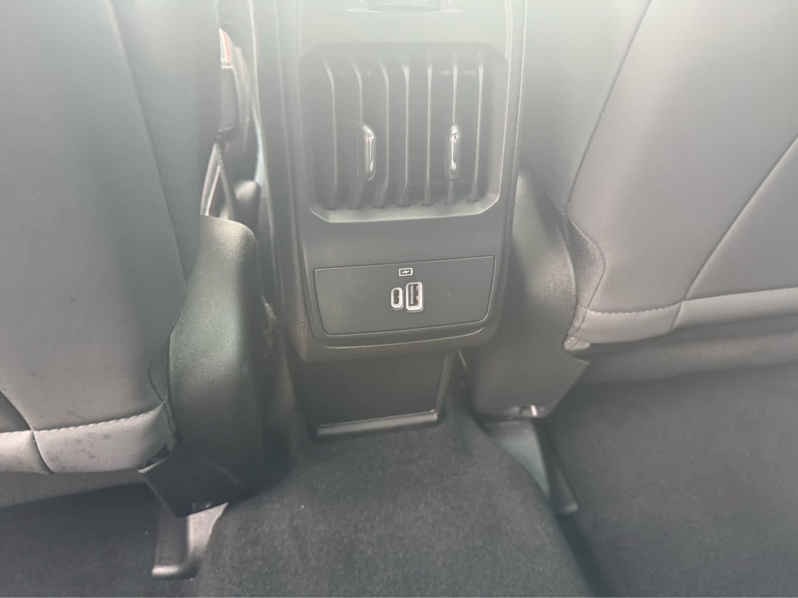 Used 2024 Dodge Hornet GT AWD/4WD image 17