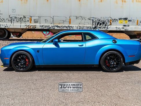 Used 2023 Dodge Challenger SRT Hellcat RWD image 8
