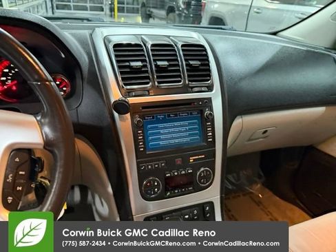 Used 2011 GMC Acadia SLT AWD/4WD image 21