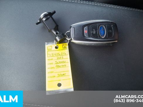 Used 2025 Subaru Ascent Premium image 15