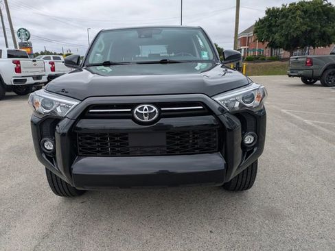 Used 2024 Toyota 4Runner SR5 RWD image 9