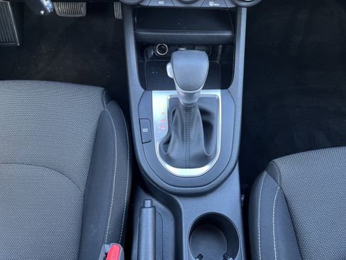 Used 2023 Kia Forte LXS image 28