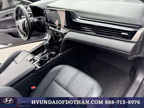 Used 2026 Toyota Camry XSE FWD image 13