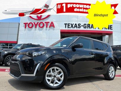 Used 2025 Kia Soul LX w/ LX Technology Package