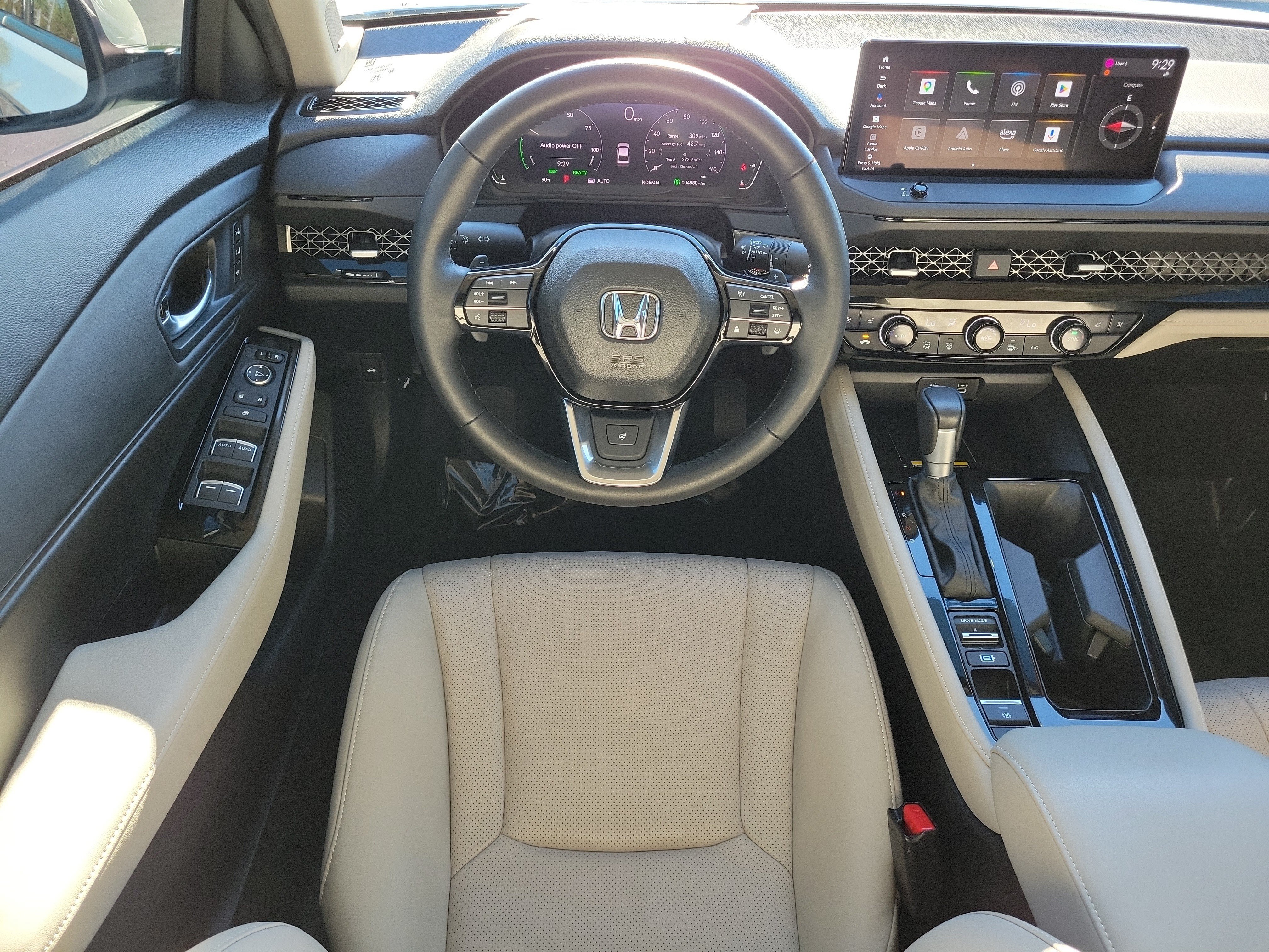 Used 2025 Honda Accord Touring image 14