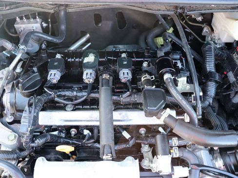 Used 2025 Nissan Versa SV FWD image 41