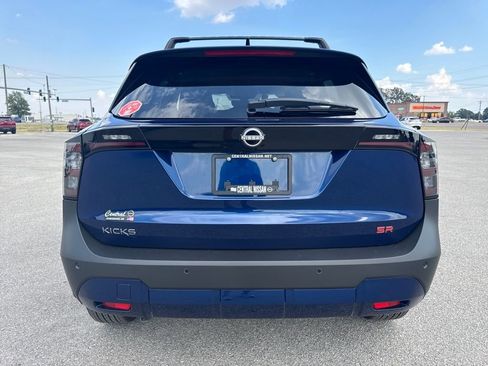 New 2026 Nissan Kicks SR w/ Illumination Package image 4