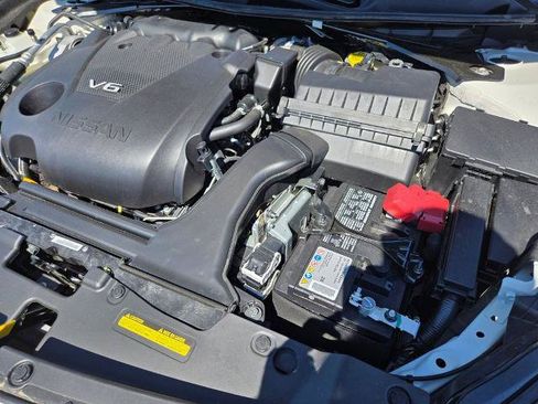Certified 2023 Nissan Maxima Platinum w/ Sport Mat Group FWD image 24