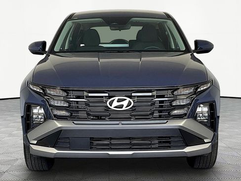 Certified 2026 Hyundai Tucson SE AWD/4WD image 2
