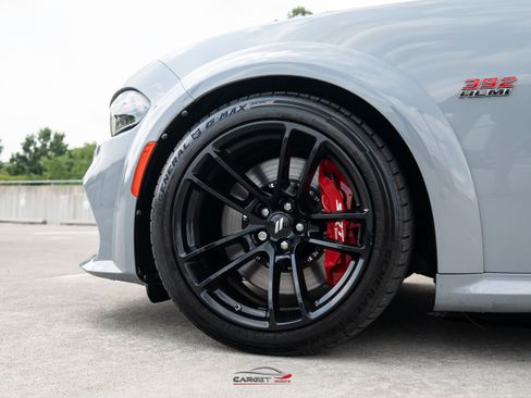 Used 2022 Dodge Charger Scat Pack RWD image 10