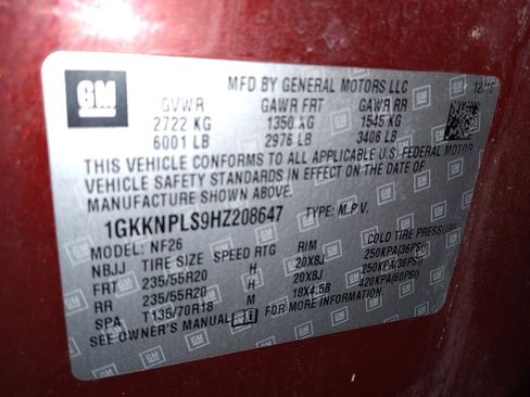 Used 2017 GMC Acadia Denali w/ Technology Package FWD image 33